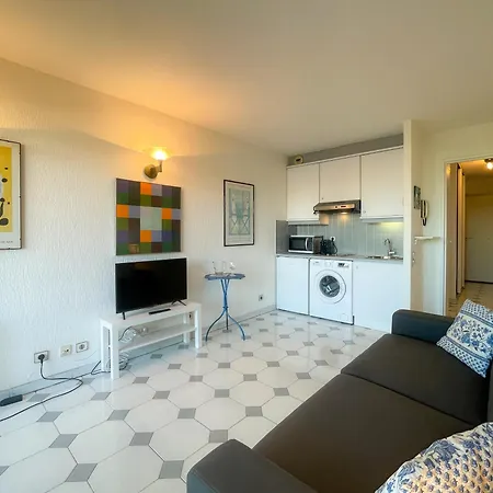Vecchio Port Vauban Sea Front 3 Pers Ac Wifi Appartement
